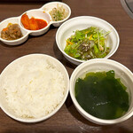 百済 - ご飯とスープも到着