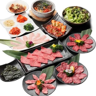 飲み放題付のコースは3種類！各種宴会にご活用ください