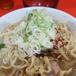 ラーメン二郎  - ネギ投下～♪