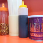 ラーメン二郎  - 卓上調味料