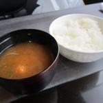 飛騨牛一頭家 馬喰一代 - ご飯とみそ汁