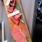 飛騨牛一頭家 馬喰一代 - 飛騨牛３種盛り