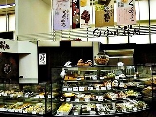 오카시도코로 하나오카 가루이자와점 - 売場