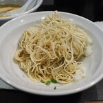 丿貫 - 痛風アヒージョの麺