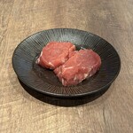 ひるとんヨルホル 安本  - ヒレ