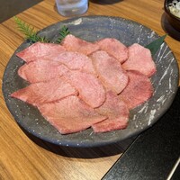 神戸牛焼肉 石田屋。Hanareの上 - 