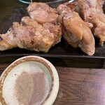 ホルモンゆうちゃん - 豚足！コラーゲン補給しました