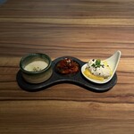 焼肉 KOHAKU - じゃがいもポタージュ、キムチ、パイナップルの白和え