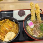 資さんうどん - 料理写真:資さん選べるしあわせセット¥890