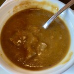 カレーバー・ガク - カウンター席ビーフカレーの具