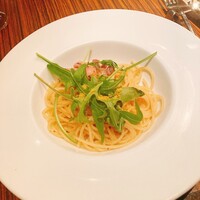 RISTORANTE Orobianco - ヤリイカとルッコラのオイルソース