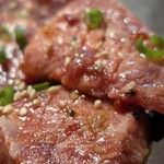 近江牛ホルモン いるもん - 