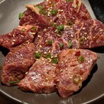 近江牛ホルモン いるもん - ハラミとツラミかな