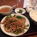 中華料理 福隆酒家 - 青椒肉絲定食　650円