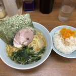 横浜ラーメン　武蔵家 北千住店 - 