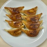 ギョーザ専門店 黒兵衛 - 餃子1人前8コ