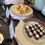 ガーデニア(ホテルマイステイズプレミア成田) - いちごシュークリーム