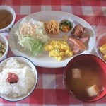 ヒュッテ大槍 - 朝食