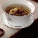 湖心亭 - 見た目も美しい花茶