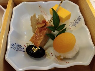 ROKUMON - 當地特色美食