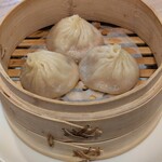 横浜大飯店 - 小籠包