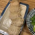 肉汁餃子と190円レモンサワー しんちゃん - 