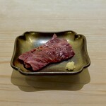 鮨 なんば - ②にたり鯨の尾の身