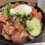 海鮮料理 きわみ - みよ！この具沢山。温泉玉子もよく合います。