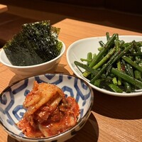 YAKINIKU BON'S - 