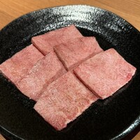 YAKINIKU BON'S - 