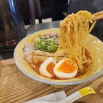 サッポロ ラーメン ハチ - 