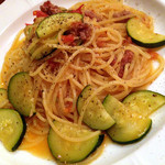 TRATTORIA ROKUDAI - サルシッチャとズッキーニとフレッシュトマトのスパゲティー