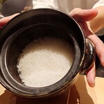 天ぷら 中村 - ご飯炊けた