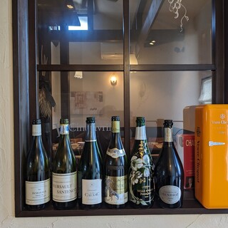 料理に合わせた厳選ワインから、地ビール、ノンアルまでご用意