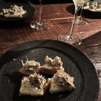 ワインとくつろぐ ツキアカリ - 