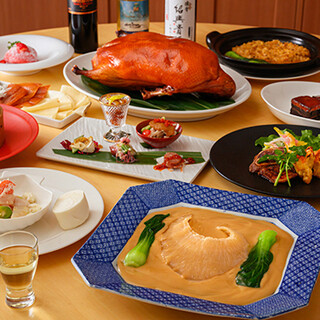 季節の恵みを活かした月替わりコースをご提供◆飲み放題の追加も