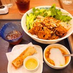 アオザイレストラン - 