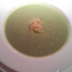 梅干しと青じそのスープ糸ウリを浮かべて