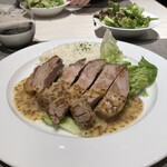 BISTRO & CAFE LOUNGE LA BOUCHERIE - 