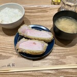 とんかつ成蔵 - 