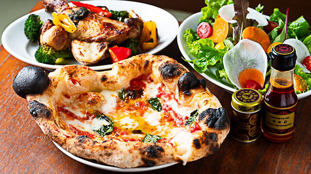 ピッツェリア ナポレターナ ネアポリス （PIZZERIA NAPOLETANA