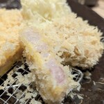 とんかつ憲進 - ロースの断面