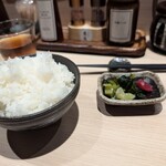 とんかつ憲進 - コメ、美味しそう。