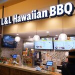 L&L Hawaiian Barbecue - 店前1