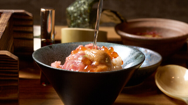 ひつまぶし　5点 北24条の串鳥跡にひつまぶし専門店『鰻のひつまや札幌本店』が