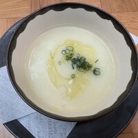 ザ タヴァン グリル＆ラウンジ - 