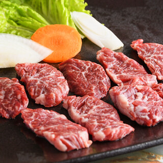 和牛を中心に自慢のお肉をお手頃価格で！お得なコースも◎