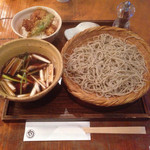 蕎麦 つづら - 鴨せいろ、小海老天丼