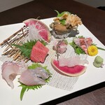 Sake Sakana Shunsai Rikari - 本日の一押し刺身盛り合わせ