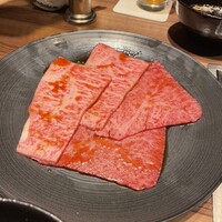 焼肉うしごろ 新宿三丁目店 - 